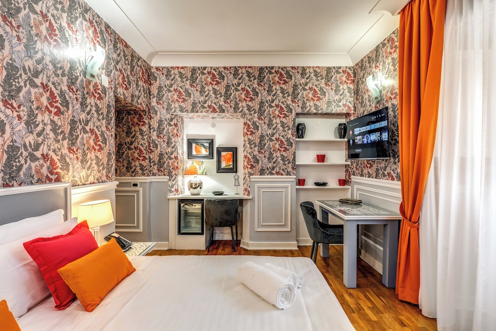 Royal Room photo 2