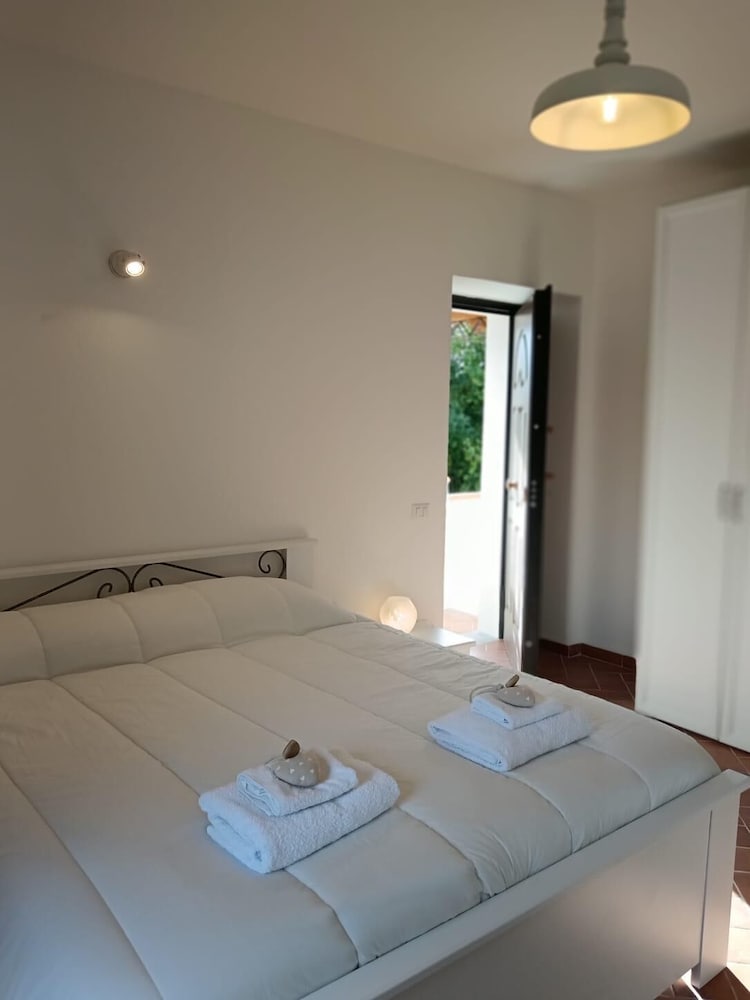 Superior Apartment, Multiple Beds, Kitchen, Hill View photo 1