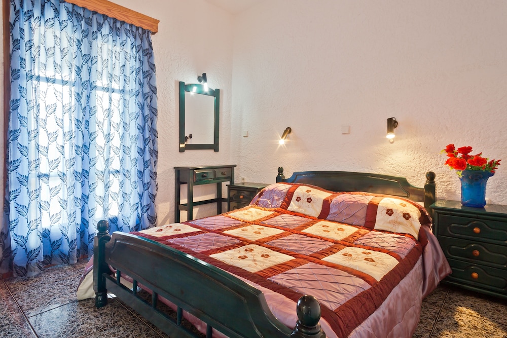 VIP Apartment Sea & Hills View photo 1