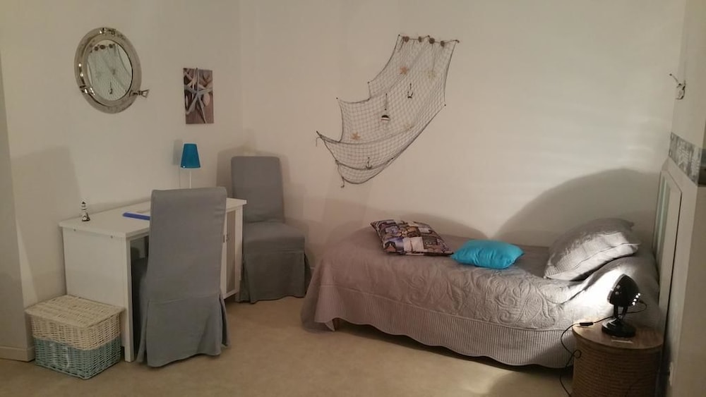 Family Room, City View (Côté Mer) photo 3