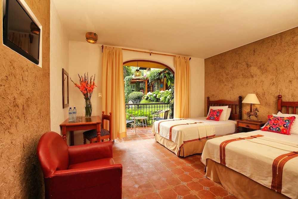 Double Room - Photo 3