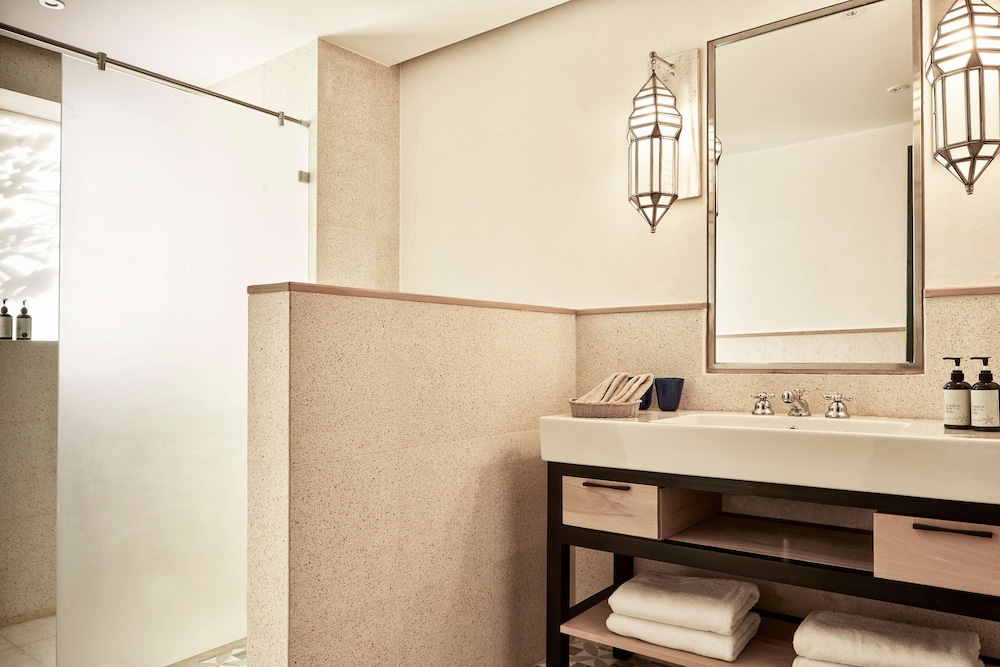 Junior Suite - Photo 6