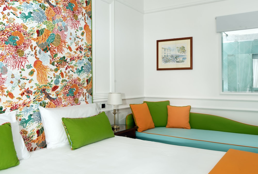 Classic Triple Room, Balcony, Sea View