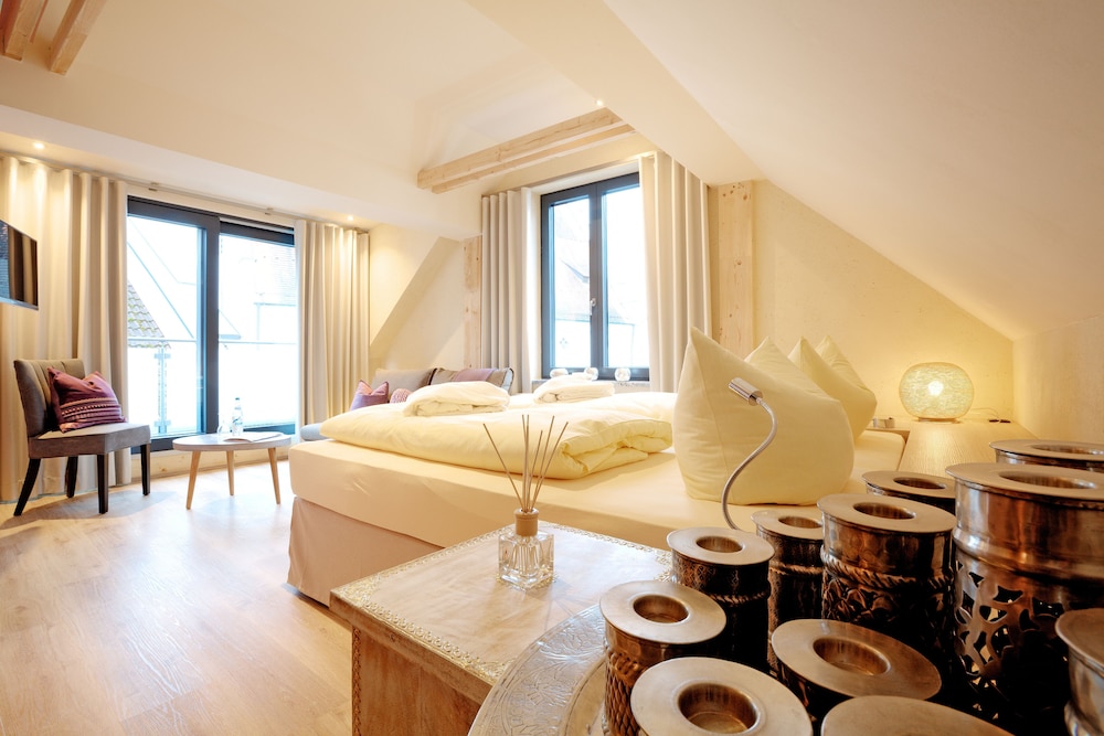 Comfort Double Or Twin Room, Balcony photo 2