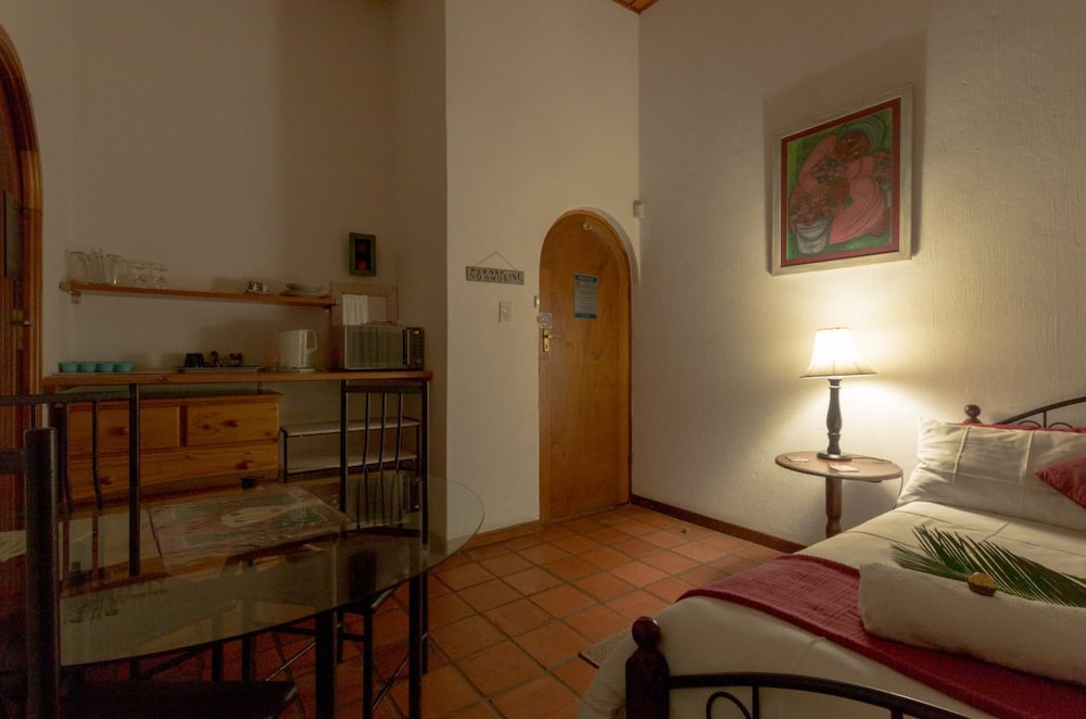 Comfort Double or Twin Room, Non Smoking, Pool View (2) photo 3