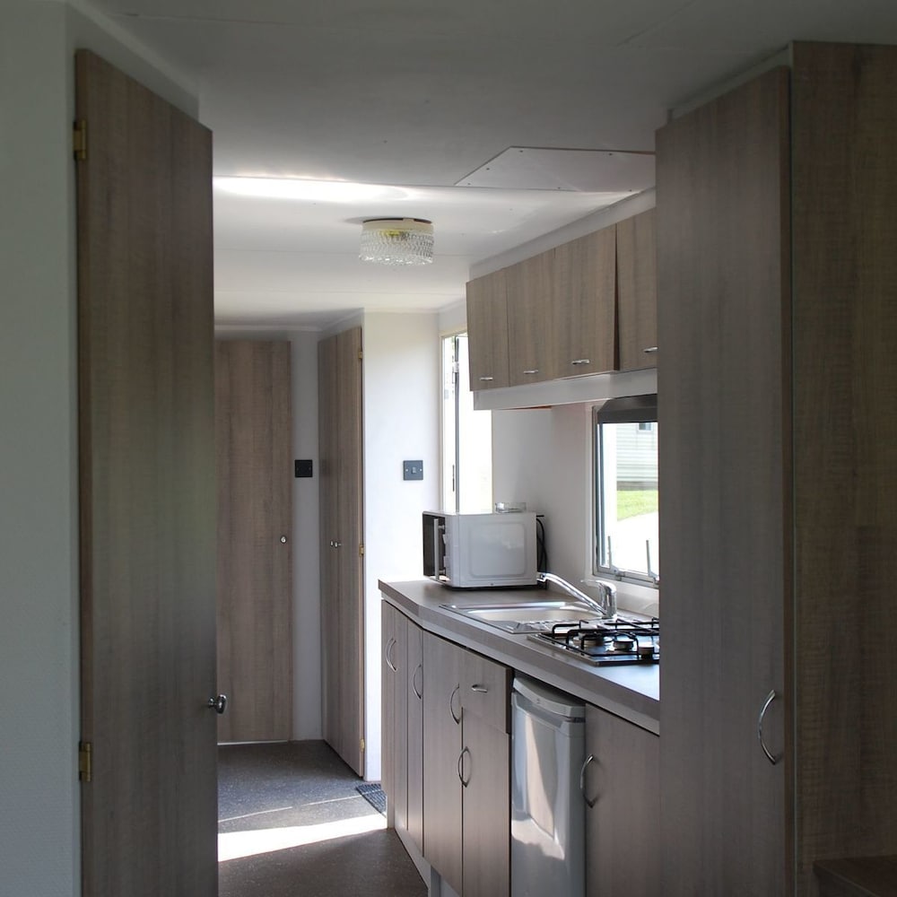Classic Mobile Home, 3 Bedrooms photo 3