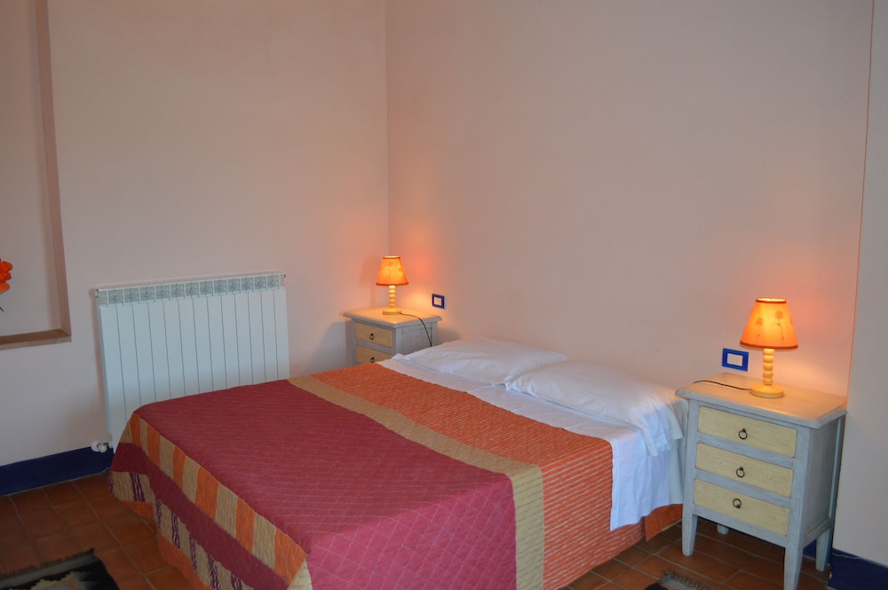 Apartment, 2 Bedrooms, Smoking