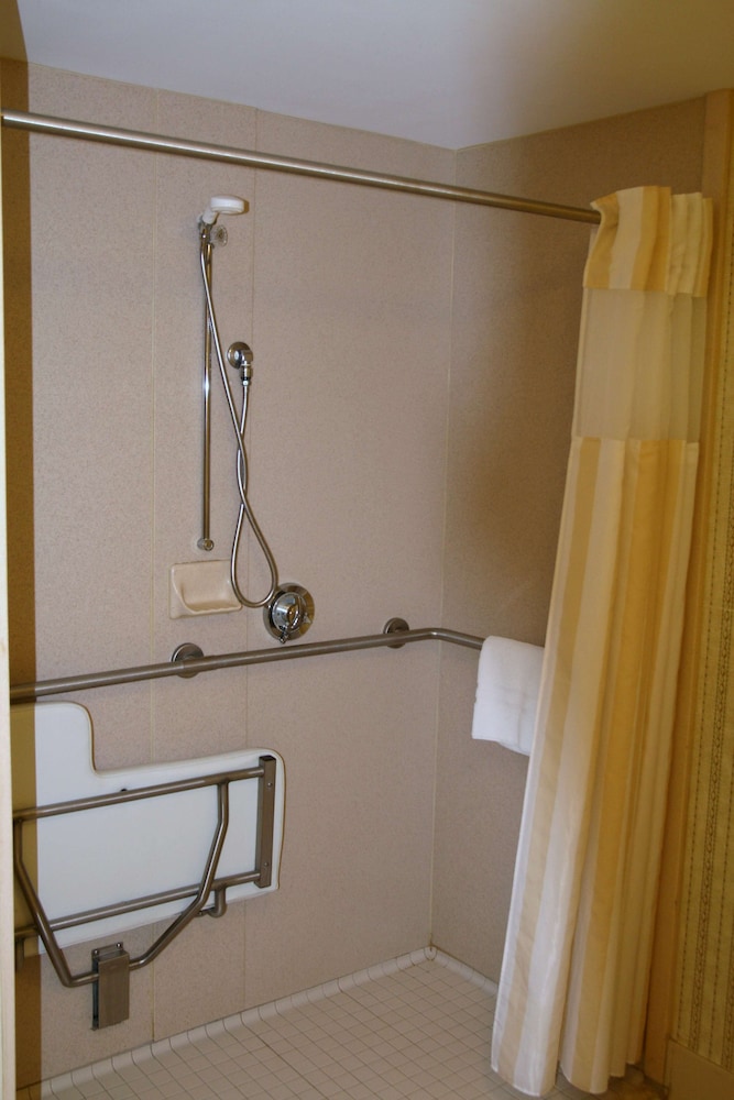 Room, Accessible - Photo 3