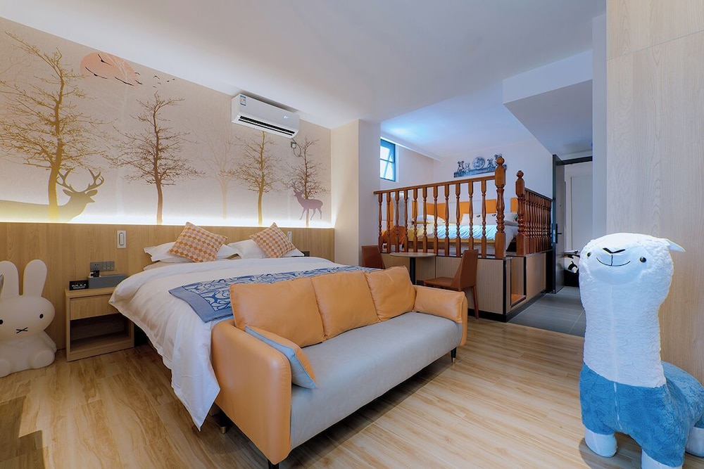 Family Twin Room, City View