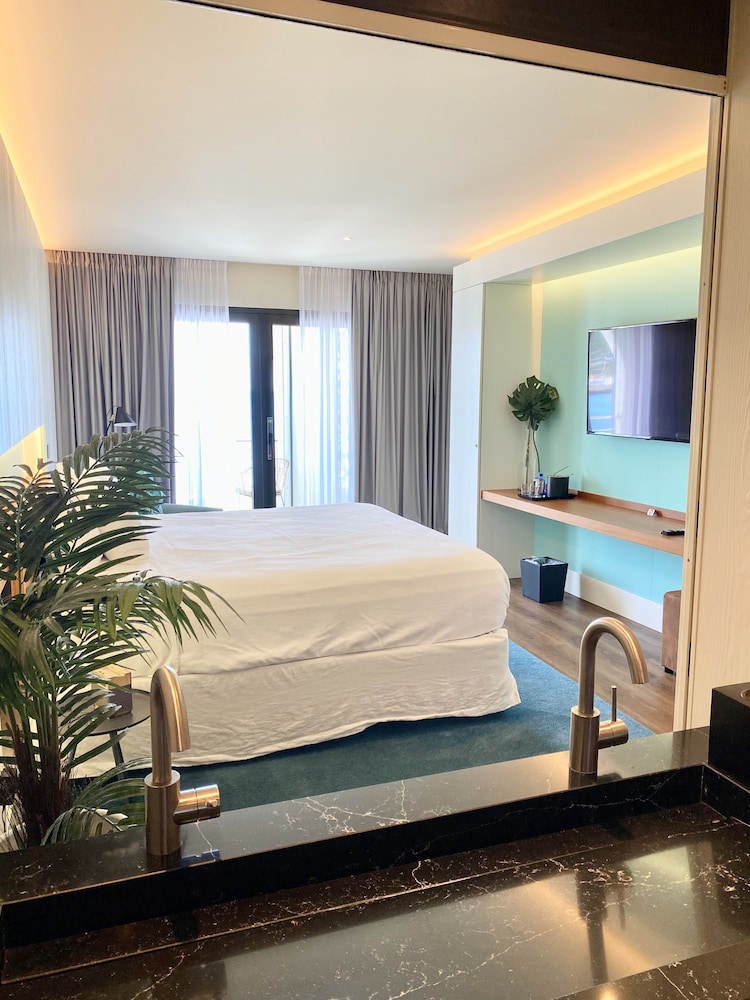 Executive Suite - Ocean View