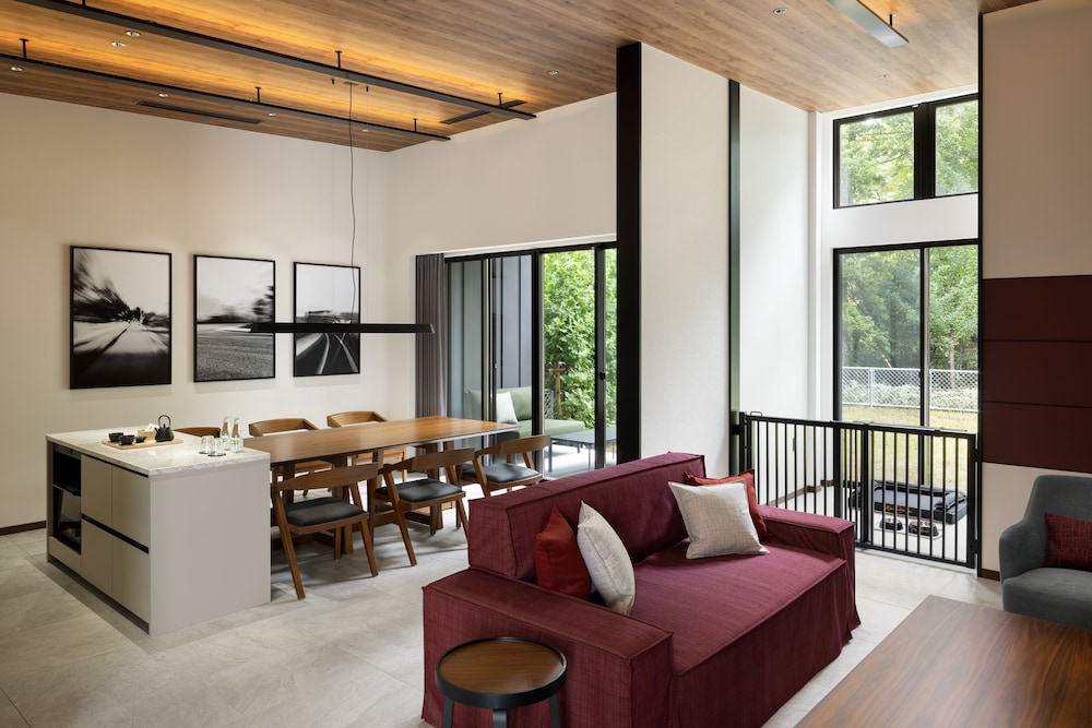 Villa (Garden Villa, Private Garage) - Photo 1