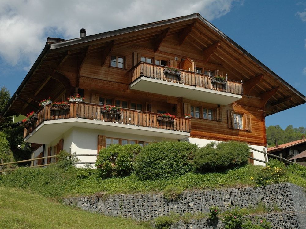 Chalet photo 2