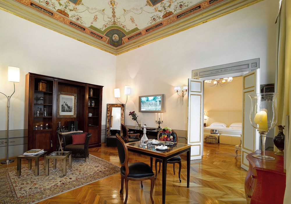 Santa Croce Royal Suite, Stay for Kids and Teens Included - Photo 3