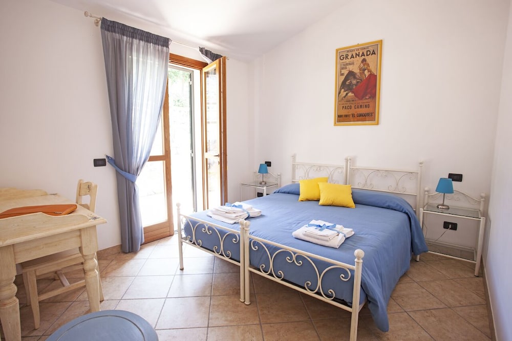 Apartment, 2 Bedrooms, Accessible