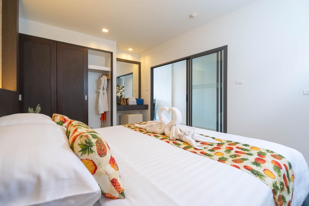 One Bedroom Suite photo 2