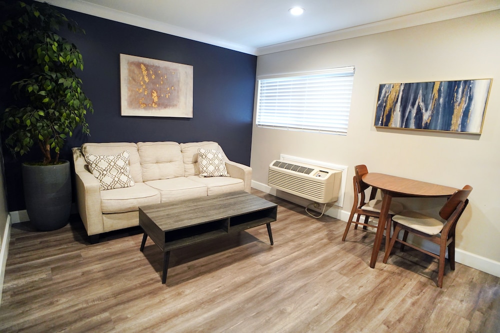 Gallery Apartment photo 1