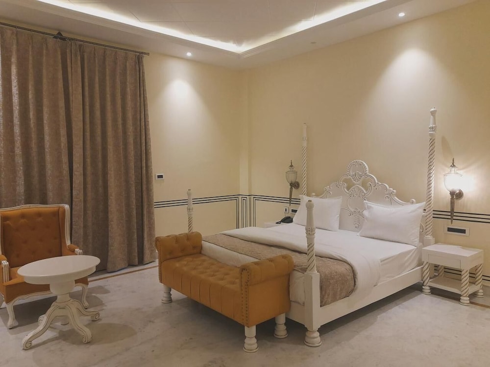 Superior Suite