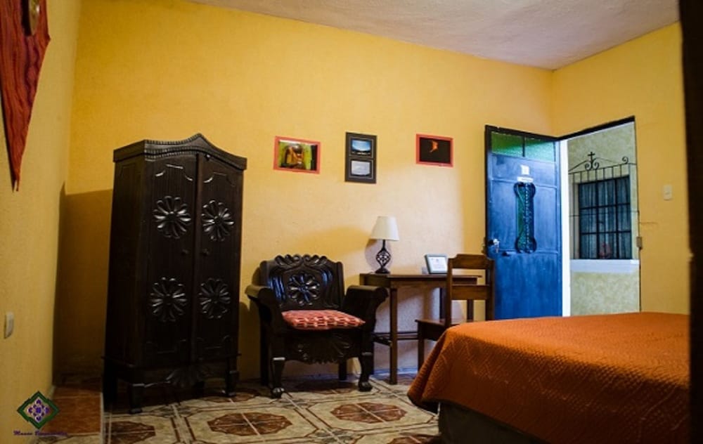 Deluxe Double Room, 1 Queen Bed, Non Smoking photo 2