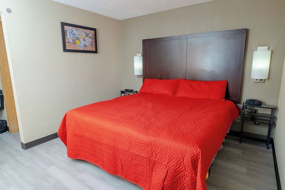 Superior Single Room, 1 King Bed, Hot Tub