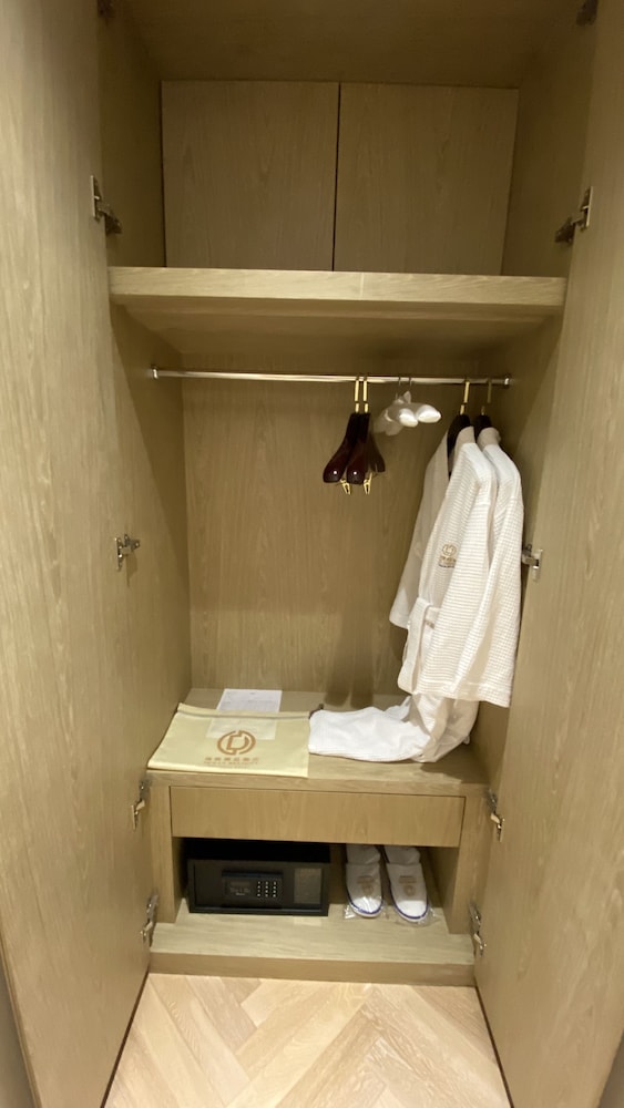 Deluxe Double Room 豪华大床房 - Photo 4