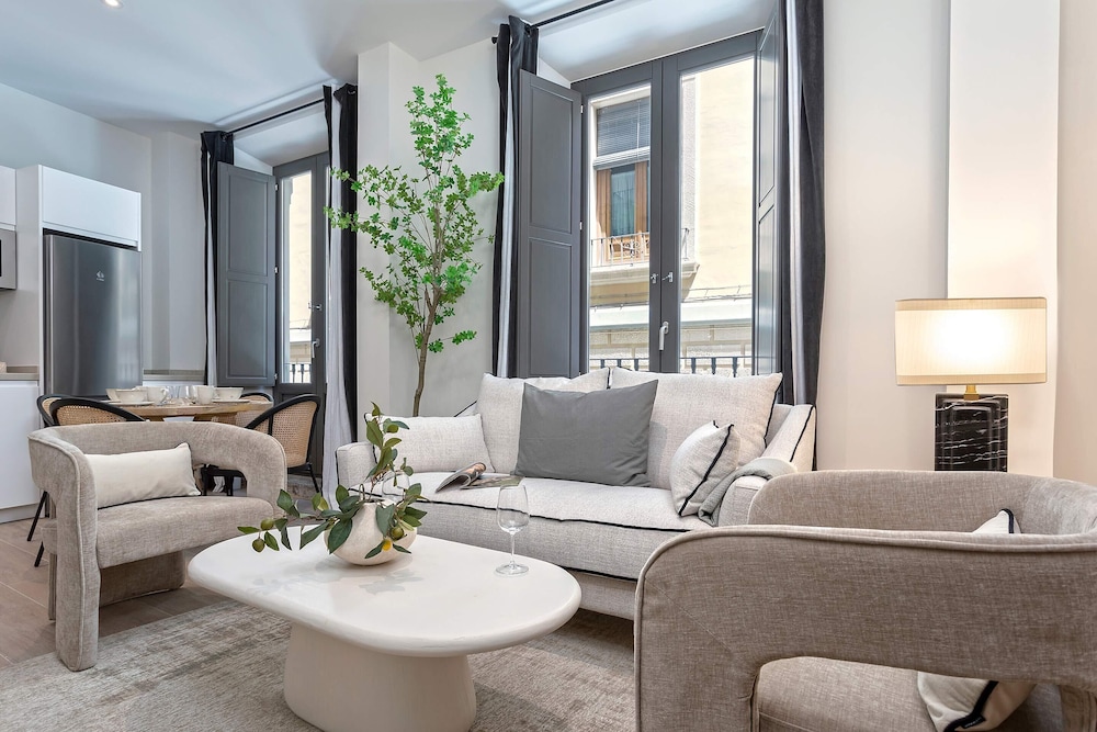 Apartment (2 Bedrooms)