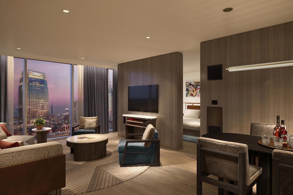Suite, 1 Bedroom, City View - Photo 4