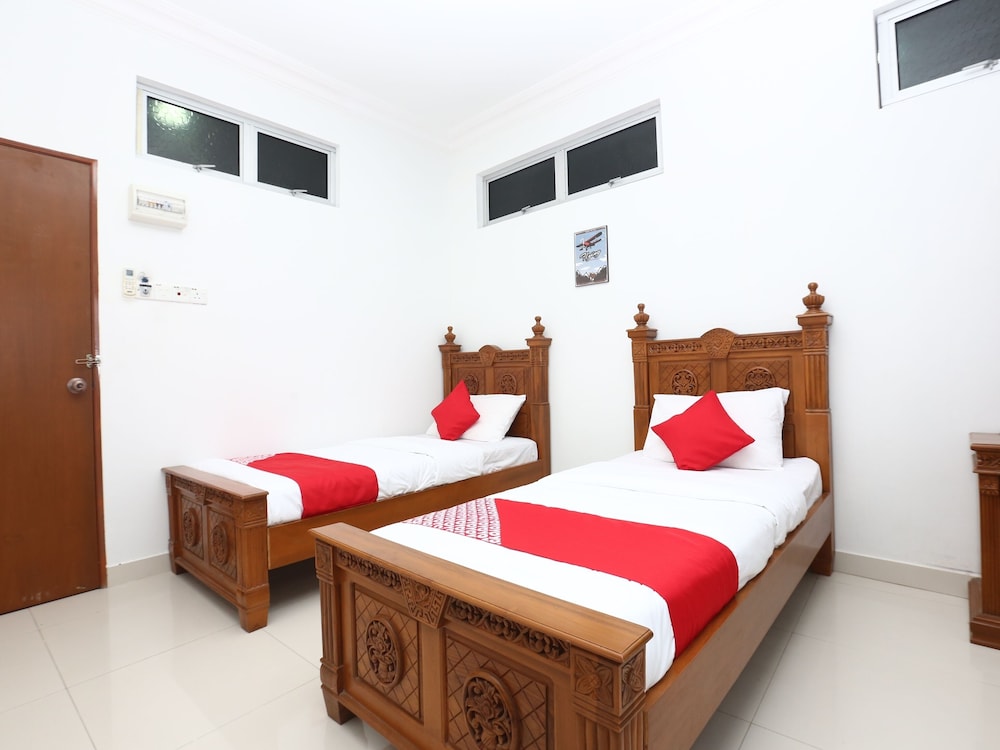 Standard Twin Room photo 1