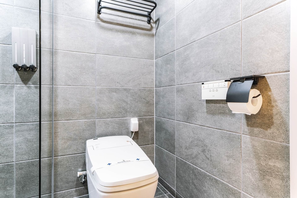 Premium Double Room - Photo 7