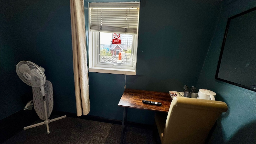Comfort Double Room, Private Bathroom photo 2