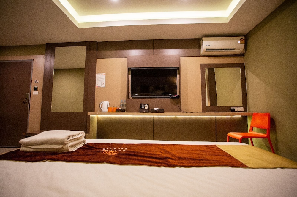 Deluxe Room, 1 Double Bed photo 3