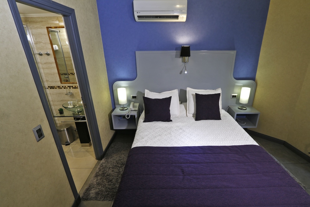 Single Room photo 3