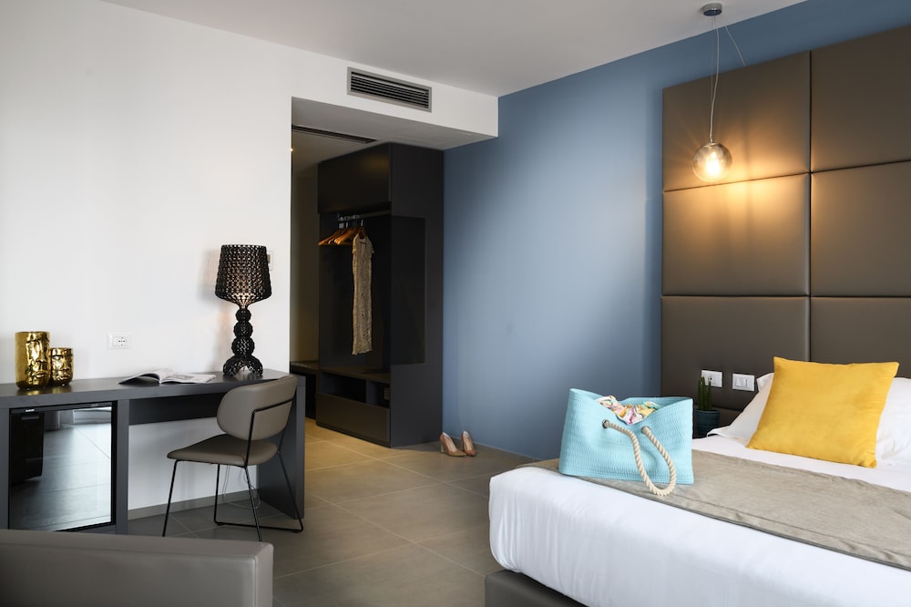 Junior Suite, Sea View - Photo 6