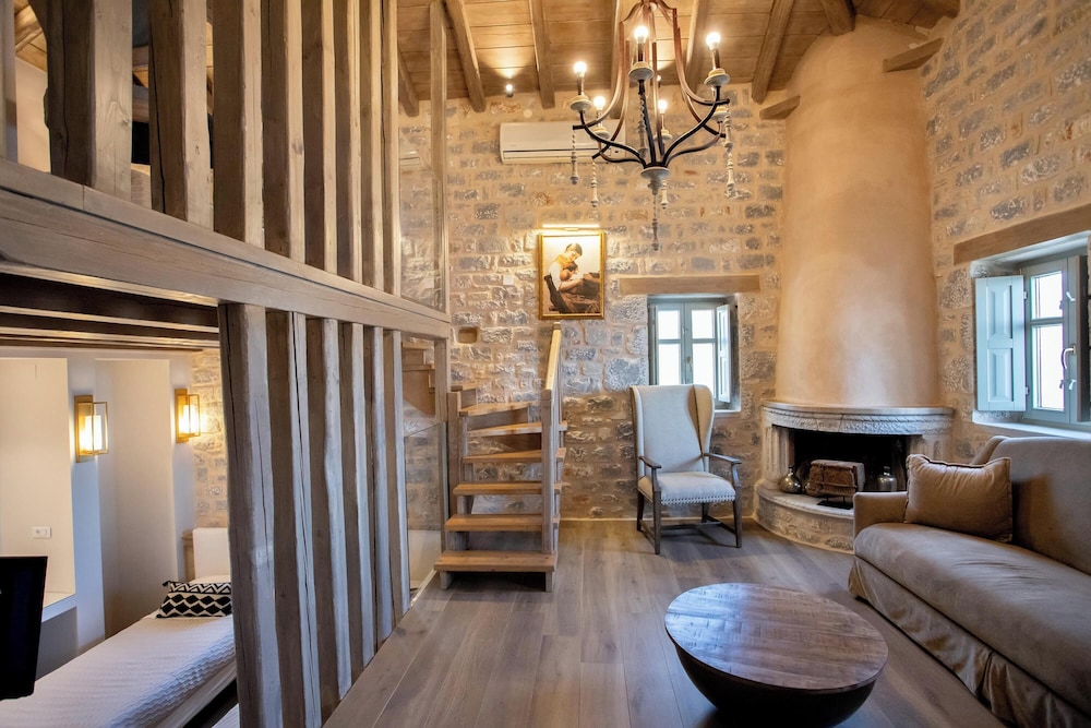 King Suite with Panoramic Sea View photo 3