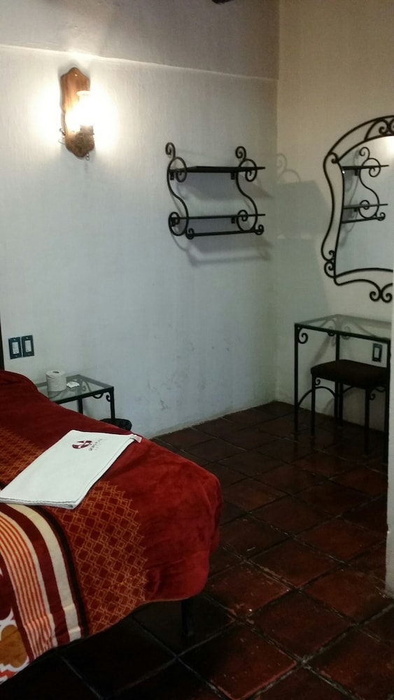 Single Room photo 2