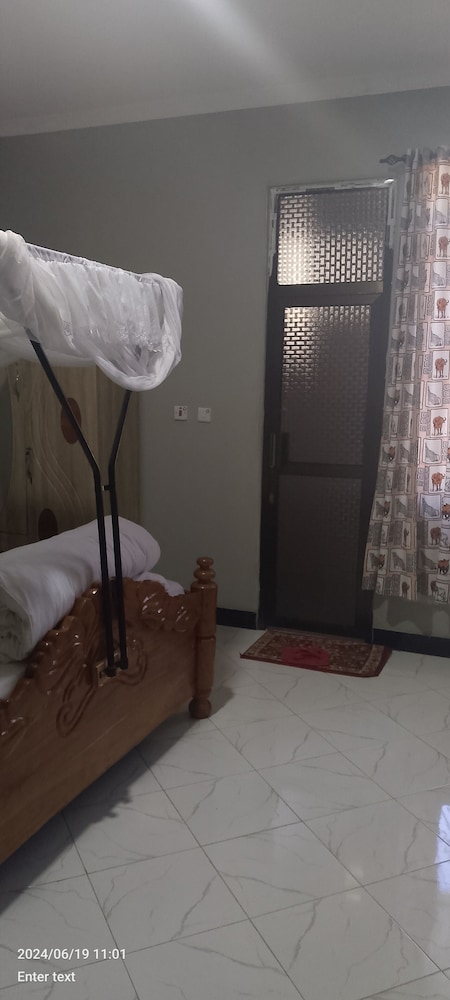 Deluxe Double Room, Garden View