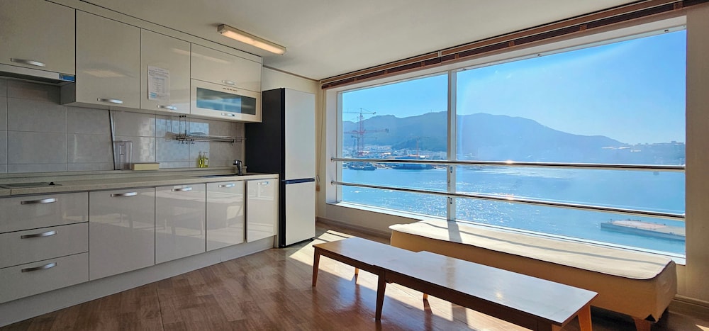 Suite Condo D -Panorama Ocean Harbor View, Futon Provided Per Person Except 2 People Using The Bed photo 3