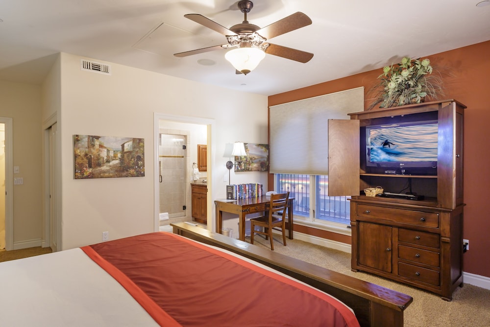 Condo, 3 Bedrooms