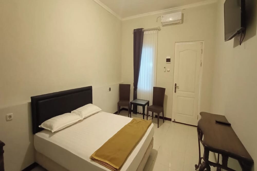 Standard Double Room - Photo 4