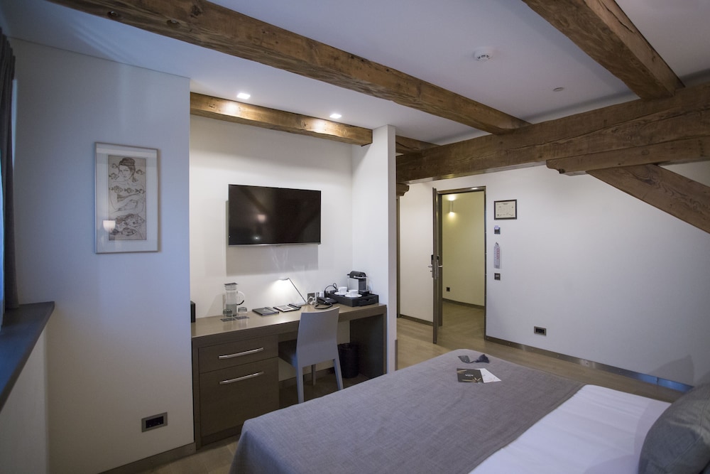 Double Room Two Separate Beds photo 2