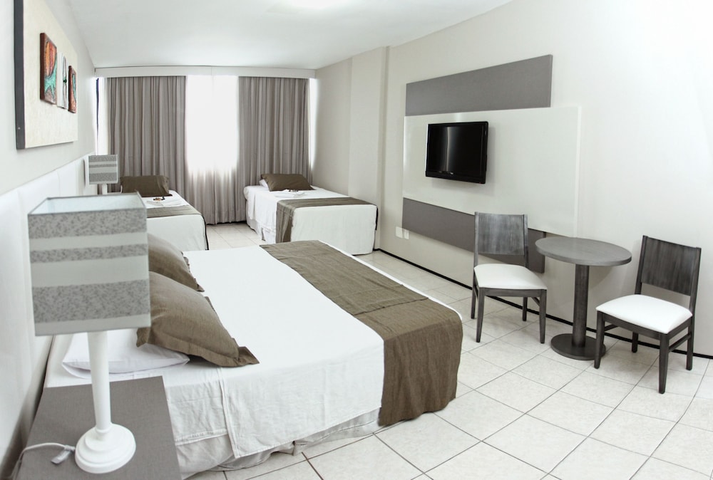 Deluxe Quadruple Room - Photo 3