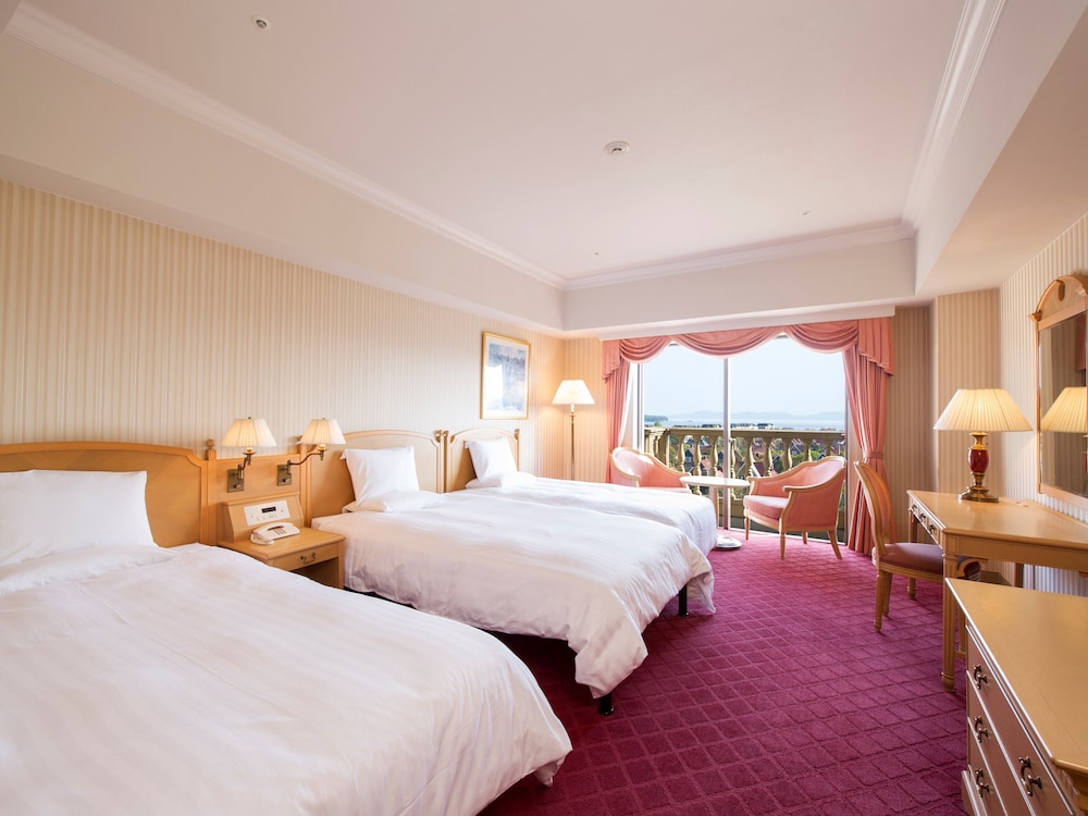 Standard Triple Room, Non Smoking, Park View
