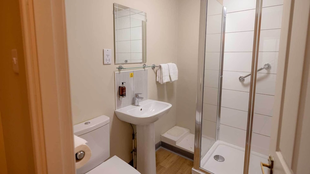 Basic Double Room photo 3