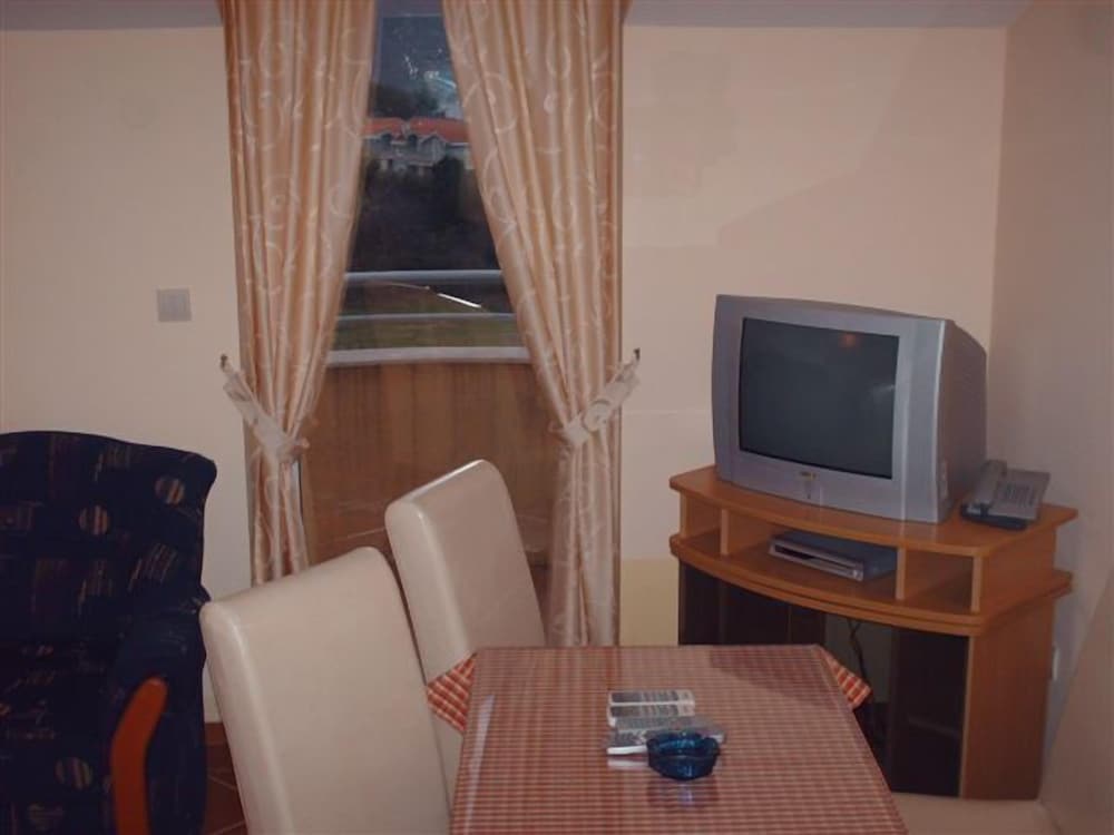 Standard Apartment, Balcony, Sea View photo 2
