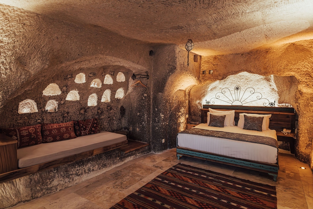 Special Cave Pool Suite photo 2