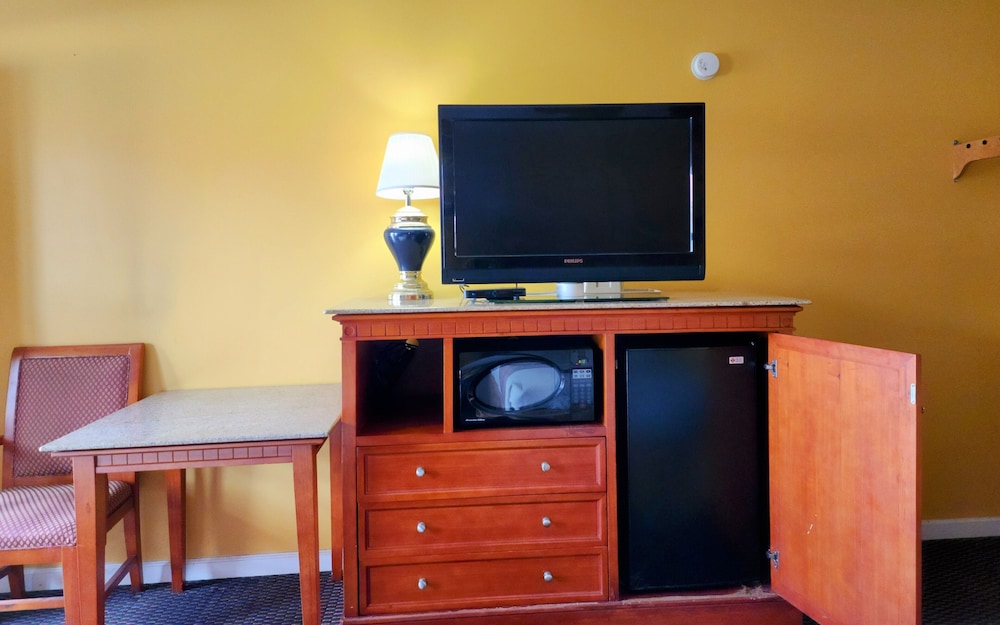 Basic Double Room photo 3