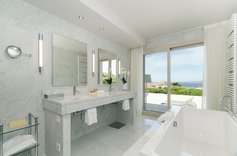 Apartment, 2 Bedrooms, Private Pool, Sea View photo 2