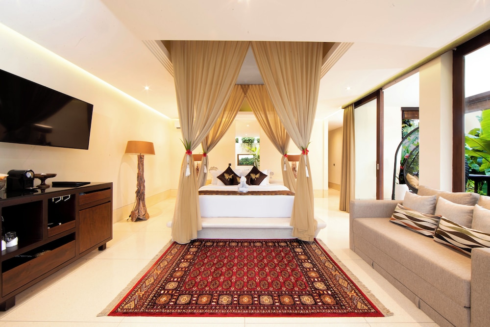 Jungle View Villa Suite photo 3