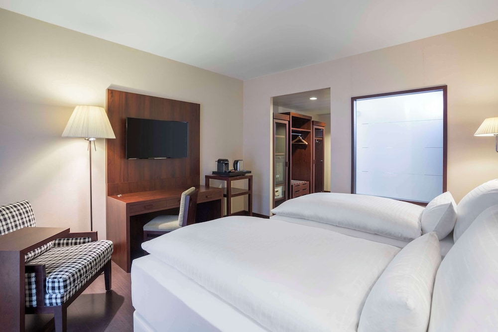 Superior Room (Extra Bed 3 adults) - Photo 13