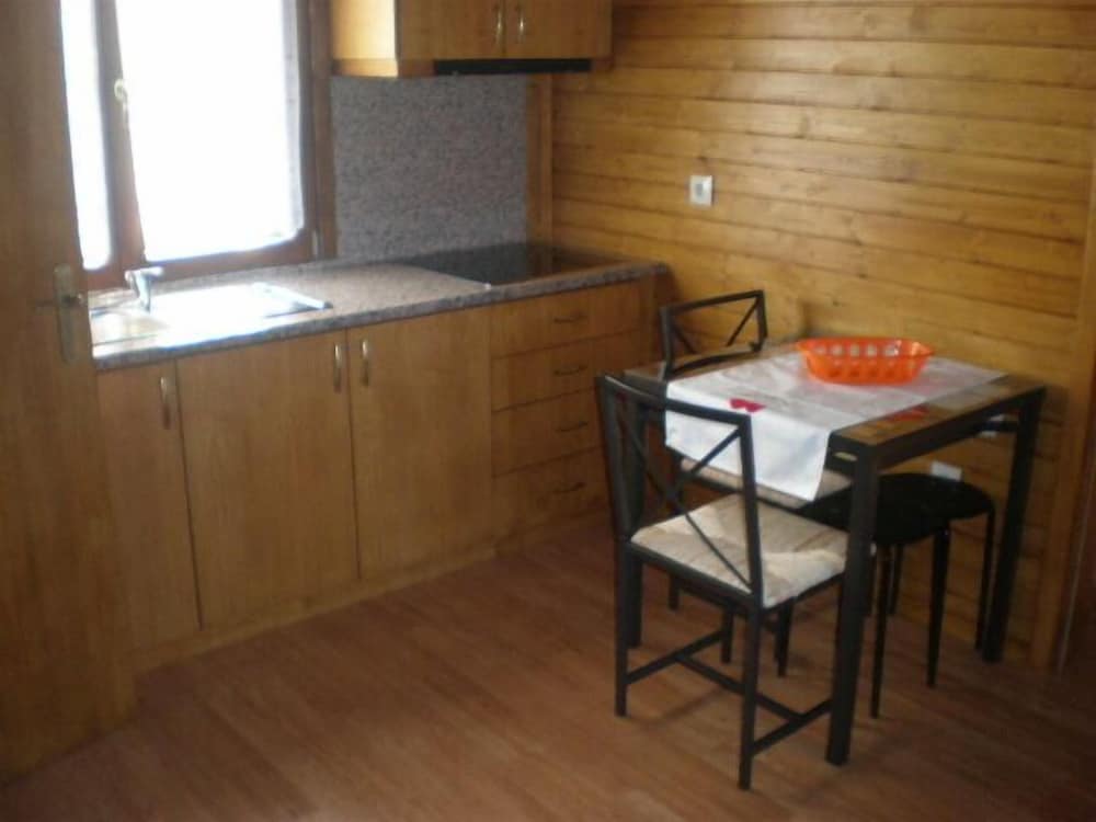 House, 1 Bedroom photo 3