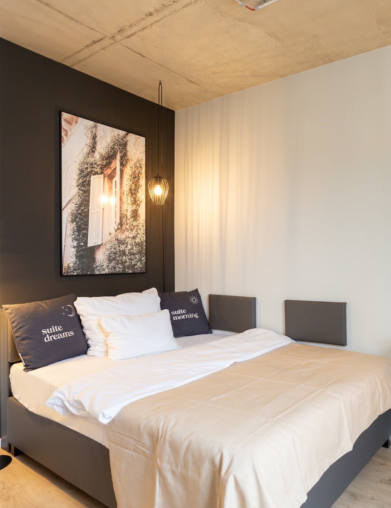 Single Suite
